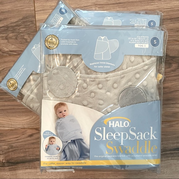 Halo Sleepsack Swaddle Plush Dots Gray Small - Picture 4 of 7